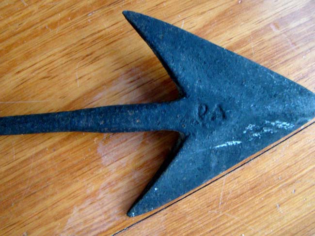 A 19th century double flue whaling harpoon with initials "P A " — image 2